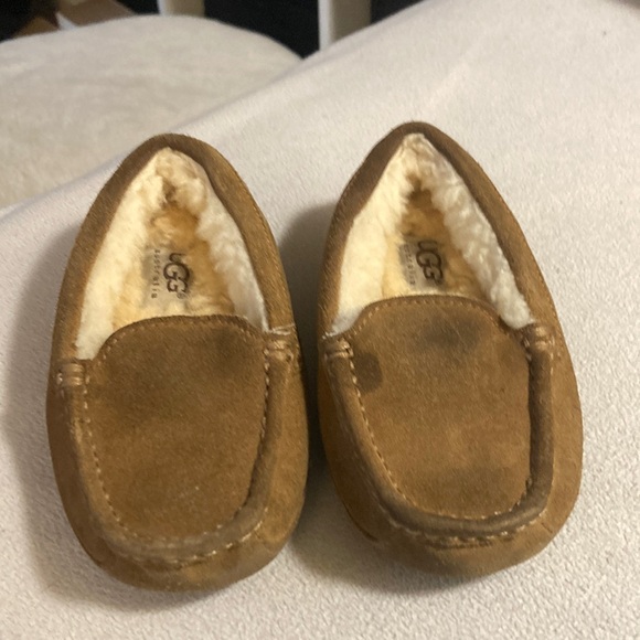 Ugg Australia kids slippers - Picture 1 of 7